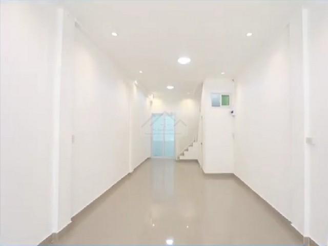 ประกาศฟรี! ซื้อ-ขาย-เช่า คอนโด บ้าน ทาวน์โฮม ที่ดิน และพื้นที่เชิงพาณิชย์ทั่วประเทศไทย ทุกทำเล ทุกงบประมาณ ไม่มีค่าใช้จ่าย ลงง่าย ขายไว เข้าถึงผู้ซื้อโดยตรง 4 496212pic3.jpg