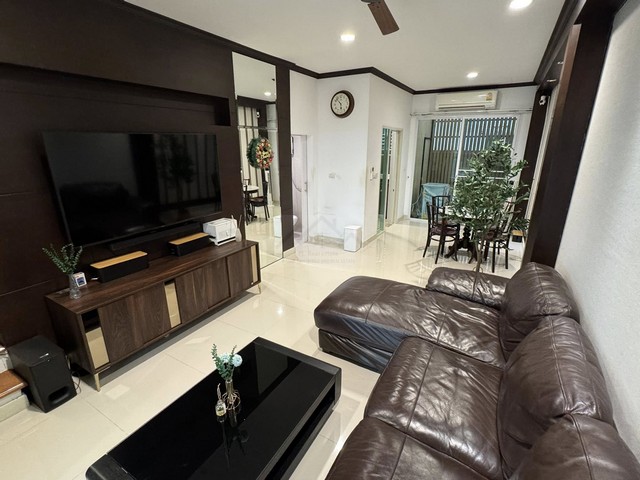 ประกาศฟรี! ซื้อ-ขาย-เช่า คอนโด บ้าน ทาวน์โฮม ที่ดิน และพื้นที่เชิงพาณิชย์ทั่วประเทศไทย ทุกทำเล ทุกงบประมาณ ไม่มีค่าใช้จ่าย ลงง่าย ขายไว เข้าถึงผู้ซื้อโดยตรง 3 496669pic2.jpg