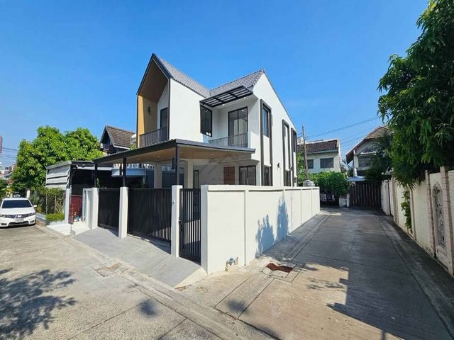 ประกาศฟรี! ซื้อ-ขาย-เช่า คอนโด บ้าน ทาวน์โฮม ที่ดิน และพื้นที่เชิงพาณิชย์ทั่วประเทศไทย ทุกทำเล ทุกงบประมาณ ไม่มีค่าใช้จ่าย ลงง่าย ขายไว เข้าถึงผู้ซื้อโดยตรง 2 496648pic1.jpg