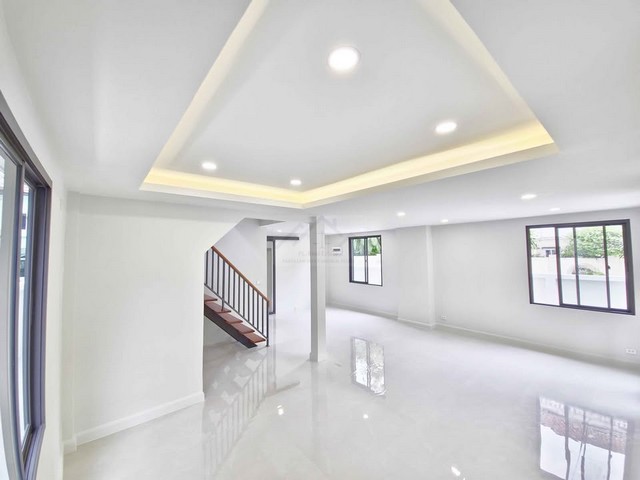 ประกาศฟรี! ซื้อ-ขาย-เช่า คอนโด บ้าน ทาวน์โฮม ที่ดิน และพื้นที่เชิงพาณิชย์ทั่วประเทศไทย ทุกทำเล ทุกงบประมาณ ไม่มีค่าใช้จ่าย ลงง่าย ขายไว เข้าถึงผู้ซื้อโดยตรง 5 496648pic4.jpg