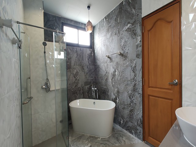 ประกาศฟรี! ซื้อ-ขาย-เช่า คอนโด บ้าน ทาวน์โฮม ที่ดิน และพื้นที่เชิงพาณิชย์ทั่วประเทศไทย ทุกทำเล ทุกงบประมาณ ไม่มีค่าใช้จ่าย ลงง่าย ขายไว เข้าถึงผู้ซื้อโดยตรง 5 496632pic4.jpg