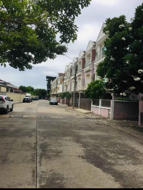 ประกาศฟรี! ซื้อ-ขาย-เช่า คอนโด บ้าน ทาวน์โฮม ที่ดิน และพื้นที่เชิงพาณิชย์ทั่วประเทศไทย ทุกทำเล ทุกงบประมาณ ไม่มีค่าใช้จ่าย ลงง่าย ขายไว เข้าถึงผู้ซื้อโดยตรง 4 496630pic3.jpg