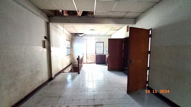 ประกาศฟรี! ซื้อ-ขาย-เช่า คอนโด บ้าน ทาวน์โฮม ที่ดิน และพื้นที่เชิงพาณิชย์ทั่วประเทศไทย ทุกทำเล ทุกงบประมาณ ไม่มีค่าใช้จ่าย ลงง่าย ขายไว เข้าถึงผู้ซื้อโดยตรง 5 210458pic4.jpg