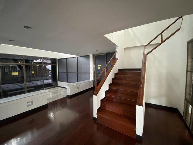 ประกาศฟรี! ซื้อ-ขาย-เช่า คอนโด บ้าน ทาวน์โฮม ที่ดิน และพื้นที่เชิงพาณิชย์ทั่วประเทศไทย ทุกทำเล ทุกงบประมาณ ไม่มีค่าใช้จ่าย ลงง่าย ขายไว เข้าถึงผู้ซื้อโดยตรง 4 496830pic3.jpg