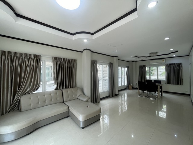 ประกาศฟรี! ซื้อ-ขาย-เช่า คอนโด บ้าน ทาวน์โฮม ที่ดิน และพื้นที่เชิงพาณิชย์ทั่วประเทศไทย ทุกทำเล ทุกงบประมาณ ไม่มีค่าใช้จ่าย ลงง่าย ขายไว เข้าถึงผู้ซื้อโดยตรง 2 496788pic1.jpg