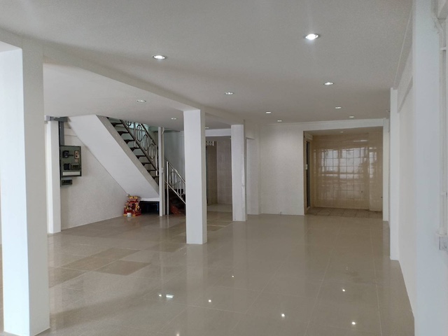 ประกาศฟรี! ซื้อ-ขาย-เช่า คอนโด บ้าน ทาวน์โฮม ที่ดิน และพื้นที่เชิงพาณิชย์ทั่วประเทศไทย ทุกทำเล ทุกงบประมาณ ไม่มีค่าใช้จ่าย ลงง่าย ขายไว เข้าถึงผู้ซื้อโดยตรง 4 496981pic3.jpg