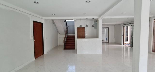 ประกาศฟรี! ซื้อ-ขาย-เช่า คอนโด บ้าน ทาวน์โฮม ที่ดิน และพื้นที่เชิงพาณิชย์ทั่วประเทศไทย ทุกทำเล ทุกงบประมาณ ไม่มีค่าใช้จ่าย ลงง่าย ขายไว เข้าถึงผู้ซื้อโดยตรง 4 496920pic3.jpg