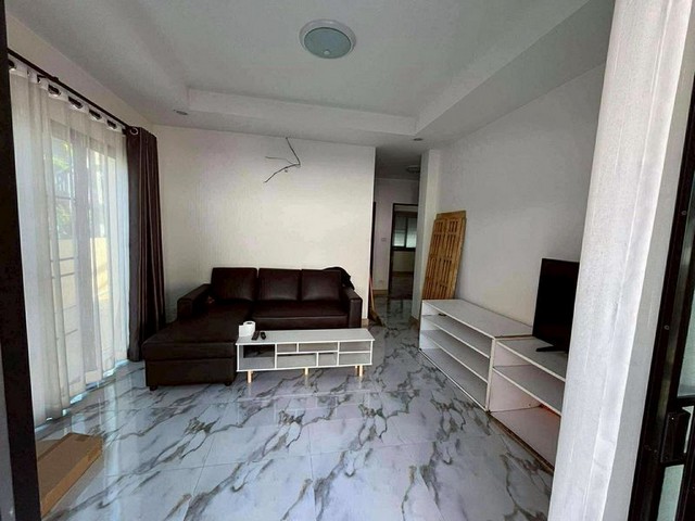 ประกาศฟรี! ซื้อ-ขาย-เช่า คอนโด บ้าน ทาวน์โฮม ที่ดิน และพื้นที่เชิงพาณิชย์ทั่วประเทศไทย ทุกทำเล ทุกงบประมาณ ไม่มีค่าใช้จ่าย ลงง่าย ขายไว เข้าถึงผู้ซื้อโดยตรง 3 213242pic2.jpg