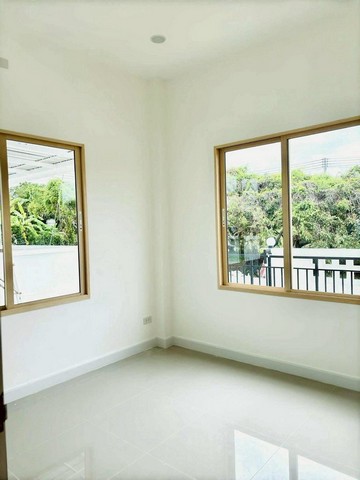 ประกาศฟรี! ซื้อ-ขาย-เช่า คอนโด บ้าน ทาวน์โฮม ที่ดิน และพื้นที่เชิงพาณิชย์ทั่วประเทศไทย ทุกทำเล ทุกงบประมาณ ไม่มีค่าใช้จ่าย ลงง่าย ขายไว เข้าถึงผู้ซื้อโดยตรง 5 213240pic4.jpg