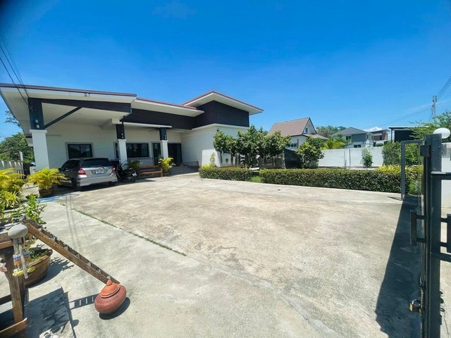 ประกาศฟรี! ซื้อ-ขาย-เช่า คอนโด บ้าน ทาวน์โฮม ที่ดิน และพื้นที่เชิงพาณิชย์ทั่วประเทศไทย ทุกทำเล ทุกงบประมาณ ไม่มีค่าใช้จ่าย ลงง่าย ขายไว เข้าถึงผู้ซื้อโดยตรง 2 213239pic1.jpg