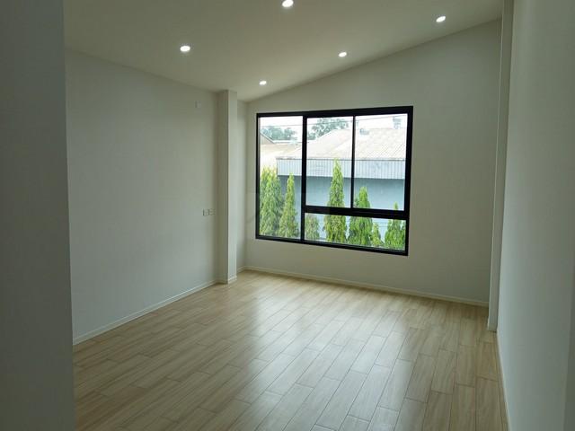 ประกาศฟรี! ซื้อ-ขาย-เช่า คอนโด บ้าน ทาวน์โฮม ที่ดิน และพื้นที่เชิงพาณิชย์ทั่วประเทศไทย ทุกทำเล ทุกงบประมาณ ไม่มีค่าใช้จ่าย ลงง่าย ขายไว เข้าถึงผู้ซื้อโดยตรง 4 496985pic3.jpg