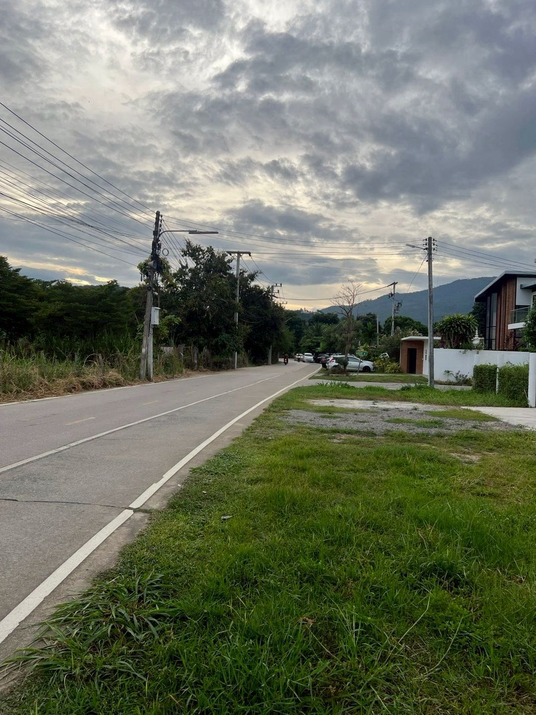 ประกาศฟรี! ซื้อ-ขาย-เช่า คอนโด บ้าน ทาวน์โฮม ที่ดิน และพื้นที่เชิงพาณิชย์ทั่วประเทศไทย ทุกทำเล ทุกงบประมาณ ไม่มีค่าใช้จ่าย ลงง่าย ขายไว เข้าถึงผู้ซื้อโดยตรง 2 213307pic1.jpg