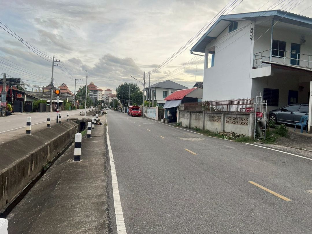 ประกาศฟรี! ซื้อ-ขาย-เช่า คอนโด บ้าน ทาวน์โฮม ที่ดิน และพื้นที่เชิงพาณิชย์ทั่วประเทศไทย ทุกทำเล ทุกงบประมาณ ไม่มีค่าใช้จ่าย ลงง่าย ขายไว เข้าถึงผู้ซื้อโดยตรง 2 213306pic1.jpg