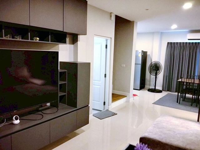 ประกาศฟรี! ซื้อ-ขาย-เช่า คอนโด บ้าน ทาวน์โฮม ที่ดิน และพื้นที่เชิงพาณิชย์ทั่วประเทศไทย ทุกทำเล ทุกงบประมาณ ไม่มีค่าใช้จ่าย ลงง่าย ขายไว เข้าถึงผู้ซื้อโดยตรง 3 213273pic2.jpg