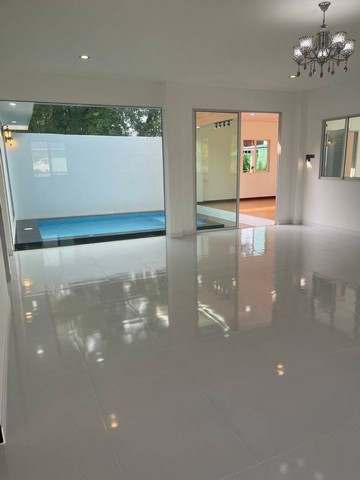 ประกาศฟรี! ซื้อ-ขาย-เช่า คอนโด บ้าน ทาวน์โฮม ที่ดิน และพื้นที่เชิงพาณิชย์ทั่วประเทศไทย ทุกทำเล ทุกงบประมาณ ไม่มีค่าใช้จ่าย ลงง่าย ขายไว เข้าถึงผู้ซื้อโดยตรง 3 213322pic2.jpg