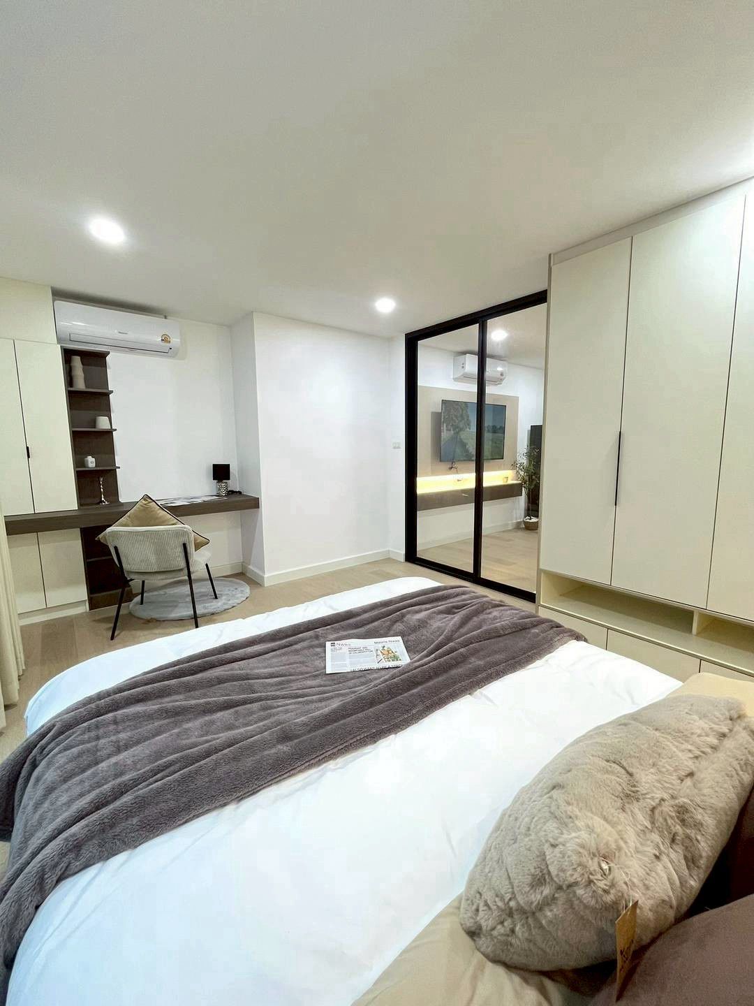 ประกาศฟรี! ซื้อ-ขาย-เช่า คอนโด บ้าน ทาวน์โฮม ที่ดิน และพื้นที่เชิงพาณิชย์ทั่วประเทศไทย ทุกทำเล ทุกงบประมาณ ไม่มีค่าใช้จ่าย ลงง่าย ขายไว เข้าถึงผู้ซื้อโดยตรง 5 213381pic4.jpg