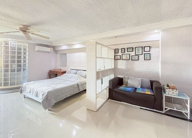 ประกาศฟรี! ซื้อ-ขาย-เช่า คอนโด บ้าน ทาวน์โฮม ที่ดิน และพื้นที่เชิงพาณิชย์ทั่วประเทศไทย ทุกทำเล ทุกงบประมาณ ไม่มีค่าใช้จ่าย ลงง่าย ขายไว เข้าถึงผู้ซื้อโดยตรง 3 213783pic2.jpg