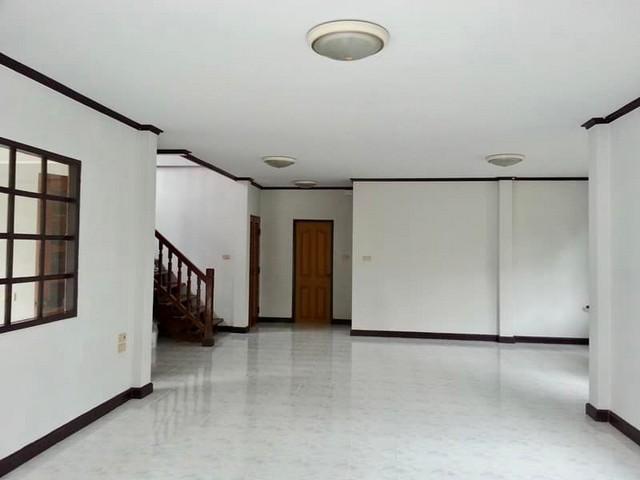 ประกาศฟรี! ซื้อ-ขาย-เช่า คอนโด บ้าน ทาวน์โฮม ที่ดิน และพื้นที่เชิงพาณิชย์ทั่วประเทศไทย ทุกทำเล ทุกงบประมาณ ไม่มีค่าใช้จ่าย ลงง่าย ขายไว เข้าถึงผู้ซื้อโดยตรง 3 497151pic2.jpg