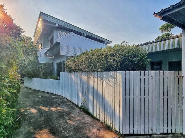 ประกาศฟรี! ซื้อ-ขาย-เช่า คอนโด บ้าน ทาวน์โฮม ที่ดิน และพื้นที่เชิงพาณิชย์ทั่วประเทศไทย ทุกทำเล ทุกงบประมาณ ไม่มีค่าใช้จ่าย ลงง่าย ขายไว เข้าถึงผู้ซื้อโดยตรง 3 497188pic2.jpg