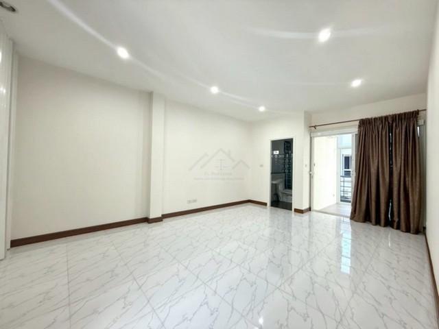 ประกาศฟรี! ซื้อ-ขาย-เช่า คอนโด บ้าน ทาวน์โฮม ที่ดิน และพื้นที่เชิงพาณิชย์ทั่วประเทศไทย ทุกทำเล ทุกงบประมาณ ไม่มีค่าใช้จ่าย ลงง่าย ขายไว เข้าถึงผู้ซื้อโดยตรง 3 497352pic2.jpg