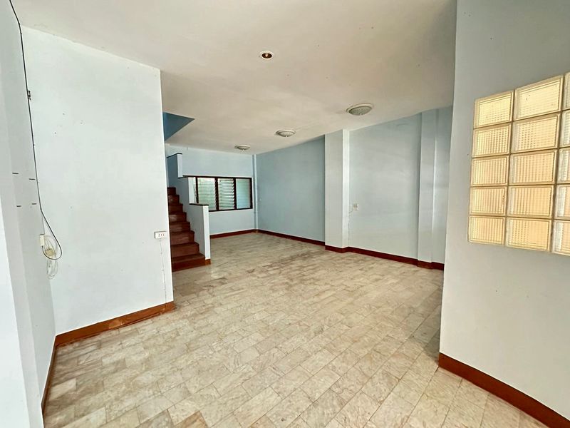 ประกาศฟรี! ซื้อ-ขาย-เช่า คอนโด บ้าน ทาวน์โฮม ที่ดิน และพื้นที่เชิงพาณิชย์ทั่วประเทศไทย ทุกทำเล ทุกงบประมาณ ไม่มีค่าใช้จ่าย ลงง่าย ขายไว เข้าถึงผู้ซื้อโดยตรง 5 297648pic4.jpg