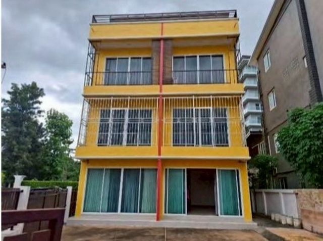 ประกาศฟรี! ซื้อ-ขาย-เช่า คอนโด บ้าน ทาวน์โฮม ที่ดิน และพื้นที่เชิงพาณิชย์ทั่วประเทศไทย ทุกทำเล ทุกงบประมาณ ไม่มีค่าใช้จ่าย ลงง่าย ขายไว เข้าถึงผู้ซื้อโดยตรง 2 213926pic1.jpg