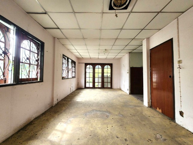 ประกาศฟรี! ซื้อ-ขาย-เช่า คอนโด บ้าน ทาวน์โฮม ที่ดิน และพื้นที่เชิงพาณิชย์ทั่วประเทศไทย ทุกทำเล ทุกงบประมาณ ไม่มีค่าใช้จ่าย ลงง่าย ขายไว เข้าถึงผู้ซื้อโดยตรง 4 497266pic3.jpg