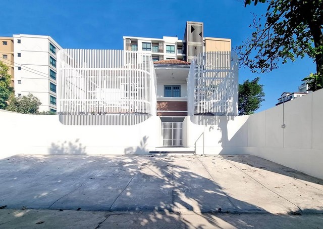 ประกาศฟรี! ซื้อ-ขาย-เช่า คอนโด บ้าน ทาวน์โฮม ที่ดิน และพื้นที่เชิงพาณิชย์ทั่วประเทศไทย ทุกทำเล ทุกงบประมาณ ไม่มีค่าใช้จ่าย ลงง่าย ขายไว เข้าถึงผู้ซื้อโดยตรง 3 497313pic2.jpg