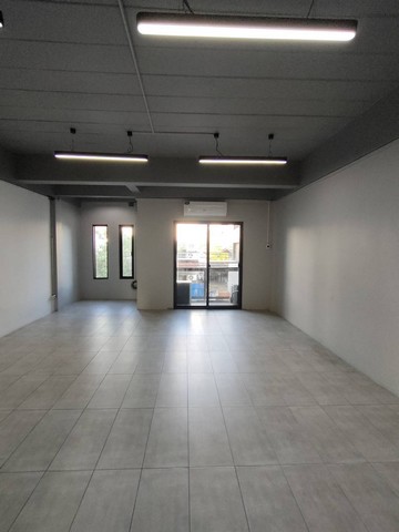 ประกาศฟรี! ซื้อ-ขาย-เช่า คอนโด บ้าน ทาวน์โฮม ที่ดิน และพื้นที่เชิงพาณิชย์ทั่วประเทศไทย ทุกทำเล ทุกงบประมาณ ไม่มีค่าใช้จ่าย ลงง่าย ขายไว เข้าถึงผู้ซื้อโดยตรง 4 497582pic3.jpg