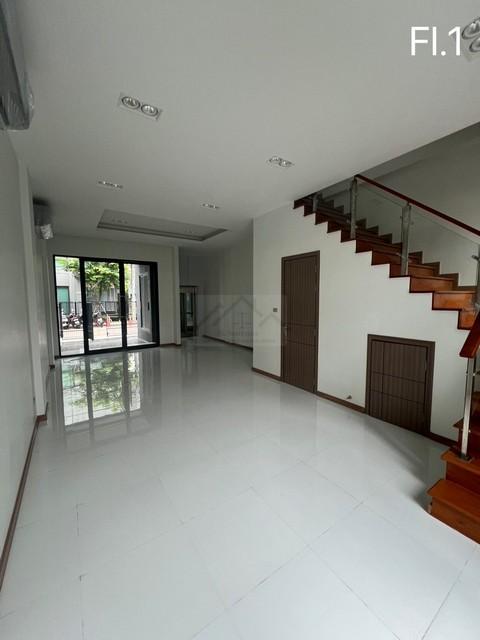 ประกาศฟรี! ซื้อ-ขาย-เช่า คอนโด บ้าน ทาวน์โฮม ที่ดิน และพื้นที่เชิงพาณิชย์ทั่วประเทศไทย ทุกทำเล ทุกงบประมาณ ไม่มีค่าใช้จ่าย ลงง่าย ขายไว เข้าถึงผู้ซื้อโดยตรง 4 497564pic3.jpg