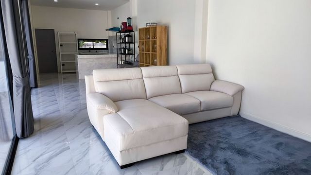 ประกาศฟรี! ซื้อ-ขาย-เช่า คอนโด บ้าน ทาวน์โฮม ที่ดิน และพื้นที่เชิงพาณิชย์ทั่วประเทศไทย ทุกทำเล ทุกงบประมาณ ไม่มีค่าใช้จ่าย ลงง่าย ขายไว เข้าถึงผู้ซื้อโดยตรง 3 214021pic2.jpg