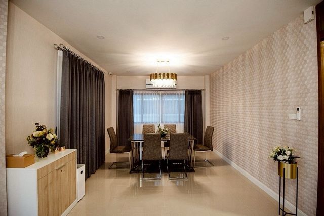 ประกาศฟรี! ซื้อ-ขาย-เช่า คอนโด บ้าน ทาวน์โฮม ที่ดิน และพื้นที่เชิงพาณิชย์ทั่วประเทศไทย ทุกทำเล ทุกงบประมาณ ไม่มีค่าใช้จ่าย ลงง่าย ขายไว เข้าถึงผู้ซื้อโดยตรง 5 214020pic4.jpg