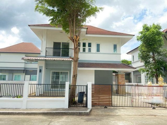 ประกาศฟรี! ซื้อ-ขาย-เช่า คอนโด บ้าน ทาวน์โฮม ที่ดิน และพื้นที่เชิงพาณิชย์ทั่วประเทศไทย ทุกทำเล ทุกงบประมาณ ไม่มีค่าใช้จ่าย ลงง่าย ขายไว เข้าถึงผู้ซื้อโดยตรง 12 214014pic1.jpg