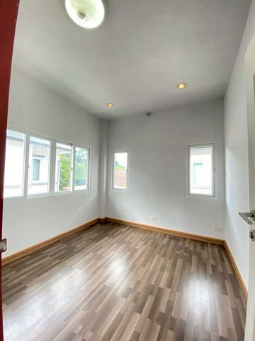 ประกาศฟรี! ซื้อ-ขาย-เช่า คอนโด บ้าน ทาวน์โฮม ที่ดิน และพื้นที่เชิงพาณิชย์ทั่วประเทศไทย ทุกทำเล ทุกงบประมาณ ไม่มีค่าใช้จ่าย ลงง่าย ขายไว เข้าถึงผู้ซื้อโดยตรง 15 214014pic4.jpg