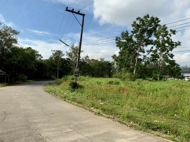 ประกาศฟรี! ซื้อ-ขาย-เช่า คอนโด บ้าน ทาวน์โฮม ที่ดิน และพื้นที่เชิงพาณิชย์ทั่วประเทศไทย ทุกทำเล ทุกงบประมาณ ไม่มีค่าใช้จ่าย ลงง่าย ขายไว เข้าถึงผู้ซื้อโดยตรง 4 214080pic3.jpg