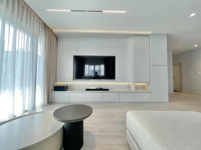 ประกาศฟรี! ซื้อ-ขาย-เช่า คอนโด บ้าน ทาวน์โฮม ที่ดิน และพื้นที่เชิงพาณิชย์ทั่วประเทศไทย ทุกทำเล ทุกงบประมาณ ไม่มีค่าใช้จ่าย ลงง่าย ขายไว เข้าถึงผู้ซื้อโดยตรง 4 498163pic3.jpg