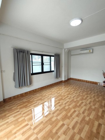 ประกาศฟรี! ซื้อ-ขาย-เช่า คอนโด บ้าน ทาวน์โฮม ที่ดิน และพื้นที่เชิงพาณิชย์ทั่วประเทศไทย ทุกทำเล ทุกงบประมาณ ไม่มีค่าใช้จ่าย ลงง่าย ขายไว เข้าถึงผู้ซื้อโดยตรง 3 491923pic2.jpg