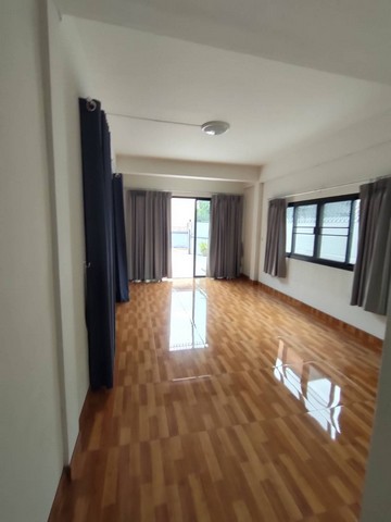 ประกาศฟรี! ซื้อ-ขาย-เช่า คอนโด บ้าน ทาวน์โฮม ที่ดิน และพื้นที่เชิงพาณิชย์ทั่วประเทศไทย ทุกทำเล ทุกงบประมาณ ไม่มีค่าใช้จ่าย ลงง่าย ขายไว เข้าถึงผู้ซื้อโดยตรง 4 491923pic3.jpg