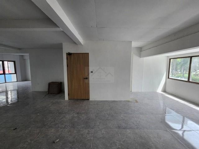 ประกาศฟรี! ซื้อ-ขาย-เช่า คอนโด บ้าน ทาวน์โฮม ที่ดิน และพื้นที่เชิงพาณิชย์ทั่วประเทศไทย ทุกทำเล ทุกงบประมาณ ไม่มีค่าใช้จ่าย ลงง่าย ขายไว เข้าถึงผู้ซื้อโดยตรง 4 498339pic3.jpg