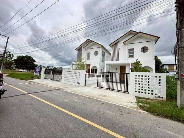 ประกาศฟรี! ซื้อ-ขาย-เช่า คอนโด บ้าน ทาวน์โฮม ที่ดิน และพื้นที่เชิงพาณิชย์ทั่วประเทศไทย ทุกทำเล ทุกงบประมาณ ไม่มีค่าใช้จ่าย ลงง่าย ขายไว เข้าถึงผู้ซื้อโดยตรง 3 216377pic2.jpg