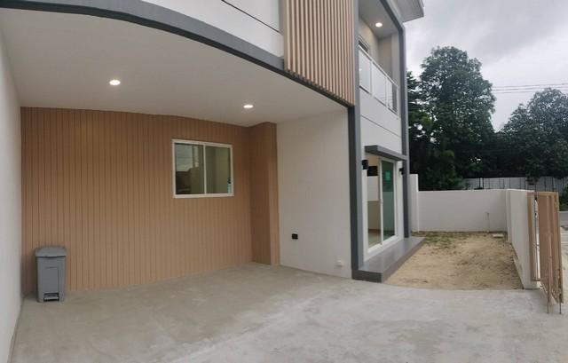 ประกาศฟรี! ซื้อ-ขาย-เช่า คอนโด บ้าน ทาวน์โฮม ที่ดิน และพื้นที่เชิงพาณิชย์ทั่วประเทศไทย ทุกทำเล ทุกงบประมาณ ไม่มีค่าใช้จ่าย ลงง่าย ขายไว เข้าถึงผู้ซื้อโดยตรง 3 498474pic2.jpg