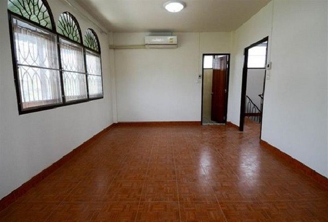 ประกาศฟรี! ซื้อ-ขาย-เช่า คอนโด บ้าน ทาวน์โฮม ที่ดิน และพื้นที่เชิงพาณิชย์ทั่วประเทศไทย ทุกทำเล ทุกงบประมาณ ไม่มีค่าใช้จ่าย ลงง่าย ขายไว เข้าถึงผู้ซื้อโดยตรง 5 497583pic4.jpg