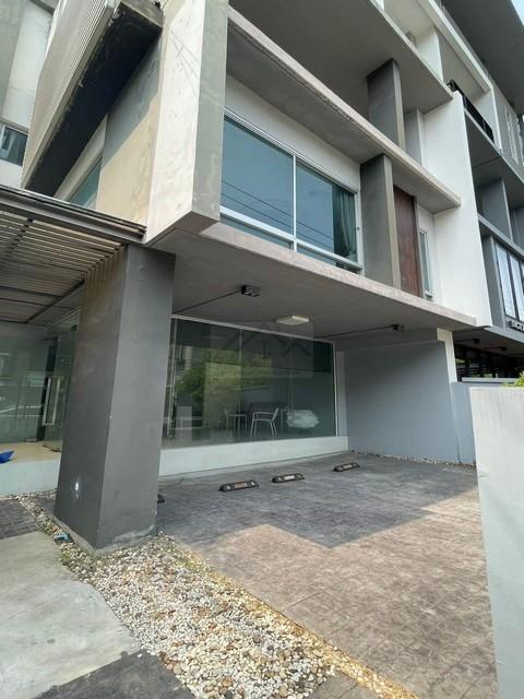 ประกาศฟรี! ซื้อ-ขาย-เช่า คอนโด บ้าน ทาวน์โฮม ที่ดิน และพื้นที่เชิงพาณิชย์ทั่วประเทศไทย ทุกทำเล ทุกงบประมาณ ไม่มีค่าใช้จ่าย ลงง่าย ขายไว เข้าถึงผู้ซื้อโดยตรง 4 497558pic3.jpg