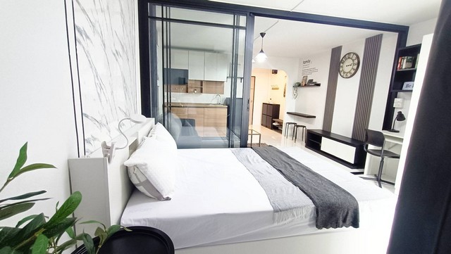 ประกาศฟรี! ซื้อ-ขาย-เช่า คอนโด บ้าน ทาวน์โฮม ที่ดิน และพื้นที่เชิงพาณิชย์ทั่วประเทศไทย ทุกทำเล ทุกงบประมาณ ไม่มีค่าใช้จ่าย ลงง่าย ขายไว เข้าถึงผู้ซื้อโดยตรง 2 498892pic1.jpg