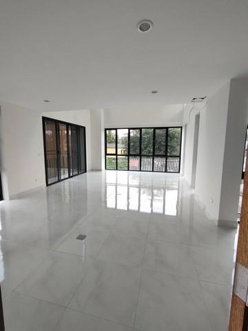 ประกาศฟรี! ซื้อ-ขาย-เช่า คอนโด บ้าน ทาวน์โฮม ที่ดิน และพื้นที่เชิงพาณิชย์ทั่วประเทศไทย ทุกทำเล ทุกงบประมาณ ไม่มีค่าใช้จ่าย ลงง่าย ขายไว เข้าถึงผู้ซื้อโดยตรง 4 498925pic3.jpg