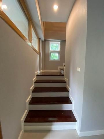 ประกาศฟรี! ซื้อ-ขาย-เช่า คอนโด บ้าน ทาวน์โฮม ที่ดิน และพื้นที่เชิงพาณิชย์ทั่วประเทศไทย ทุกทำเล ทุกงบประมาณ ไม่มีค่าใช้จ่าย ลงง่าย ขายไว เข้าถึงผู้ซื้อโดยตรง 3 272833pic2.jpg