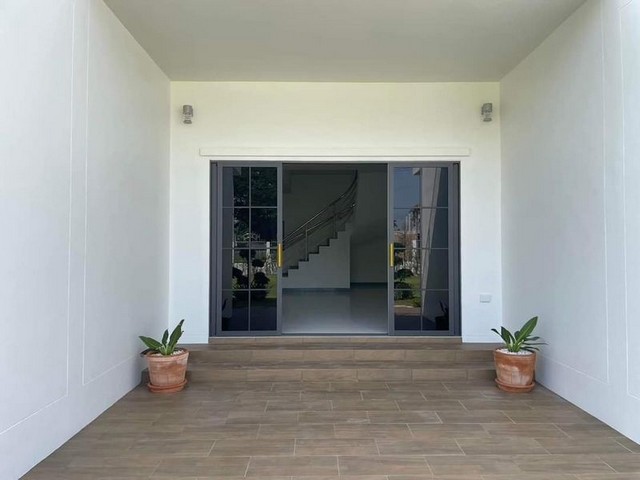 ประกาศฟรี! ซื้อ-ขาย-เช่า คอนโด บ้าน ทาวน์โฮม ที่ดิน และพื้นที่เชิงพาณิชย์ทั่วประเทศไทย ทุกทำเล ทุกงบประมาณ ไม่มีค่าใช้จ่าย ลงง่าย ขายไว เข้าถึงผู้ซื้อโดยตรง 3 221687pic2.jpg