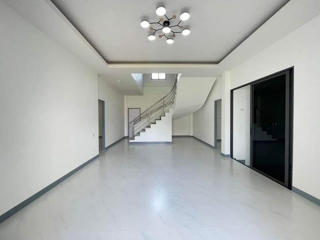 ประกาศฟรี! ซื้อ-ขาย-เช่า คอนโด บ้าน ทาวน์โฮม ที่ดิน และพื้นที่เชิงพาณิชย์ทั่วประเทศไทย ทุกทำเล ทุกงบประมาณ ไม่มีค่าใช้จ่าย ลงง่าย ขายไว เข้าถึงผู้ซื้อโดยตรง 4 221687pic3.jpg