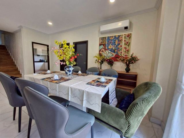 ประกาศฟรี! ซื้อ-ขาย-เช่า คอนโด บ้าน ทาวน์โฮม ที่ดิน และพื้นที่เชิงพาณิชย์ทั่วประเทศไทย ทุกทำเล ทุกงบประมาณ ไม่มีค่าใช้จ่าย ลงง่าย ขายไว เข้าถึงผู้ซื้อโดยตรง 4 221725pic3.jpg