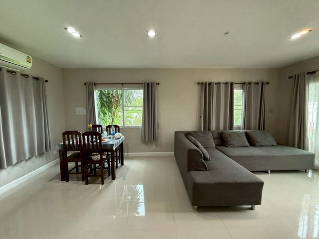 ประกาศฟรี! ซื้อ-ขาย-เช่า คอนโด บ้าน ทาวน์โฮม ที่ดิน และพื้นที่เชิงพาณิชย์ทั่วประเทศไทย ทุกทำเล ทุกงบประมาณ ไม่มีค่าใช้จ่าย ลงง่าย ขายไว เข้าถึงผู้ซื้อโดยตรง 3 221742pic2.jpg